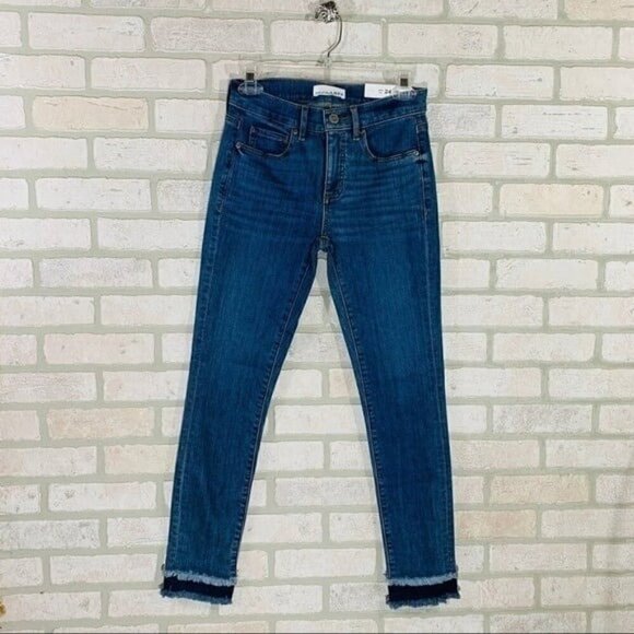 Loft NWT Double Frayed Skinny Jeans Size 24 - Picture 4 of 12